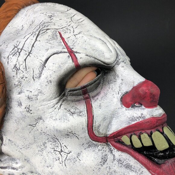 Pennywise Latex Half Mask Adult Size Evil Clown Circus Scary Halloween Costume - Picture 4 of 10
